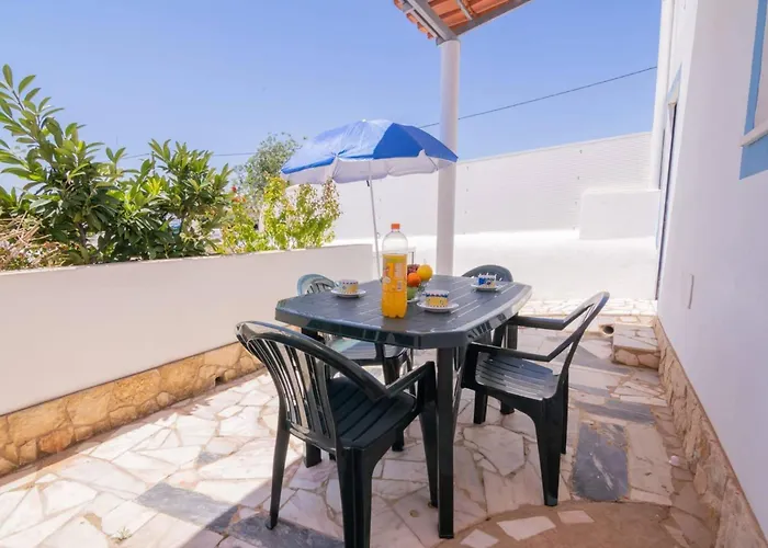 Casinha Vii By Innkeeper Guia (Faro)